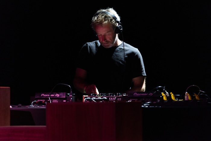 Festival Les Tombées de la Nuit / Julien Tiné