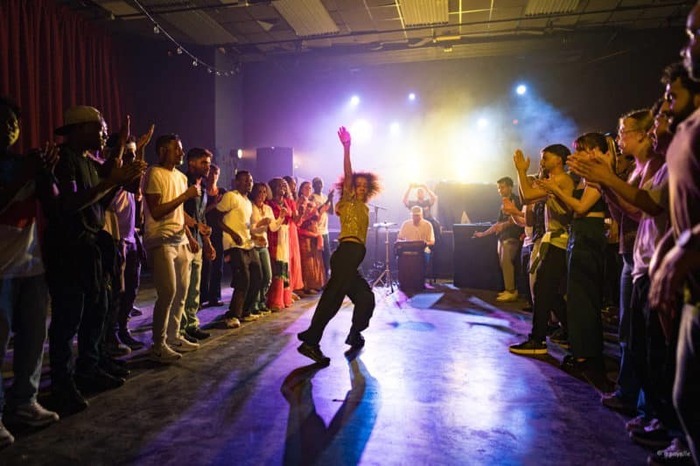 Festival Les Tombées de la Nuit / Bab'el Dañs • Compagnie Dounia