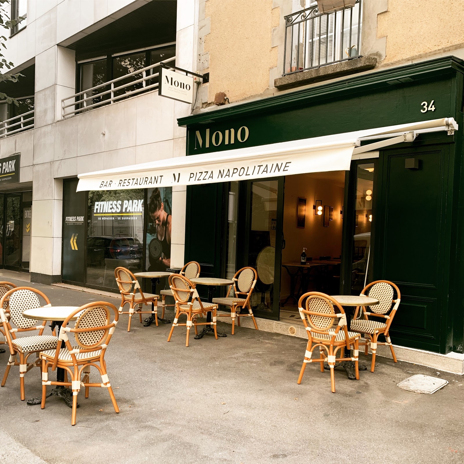 Mono - Restaurant - Pizza Napolitaine
